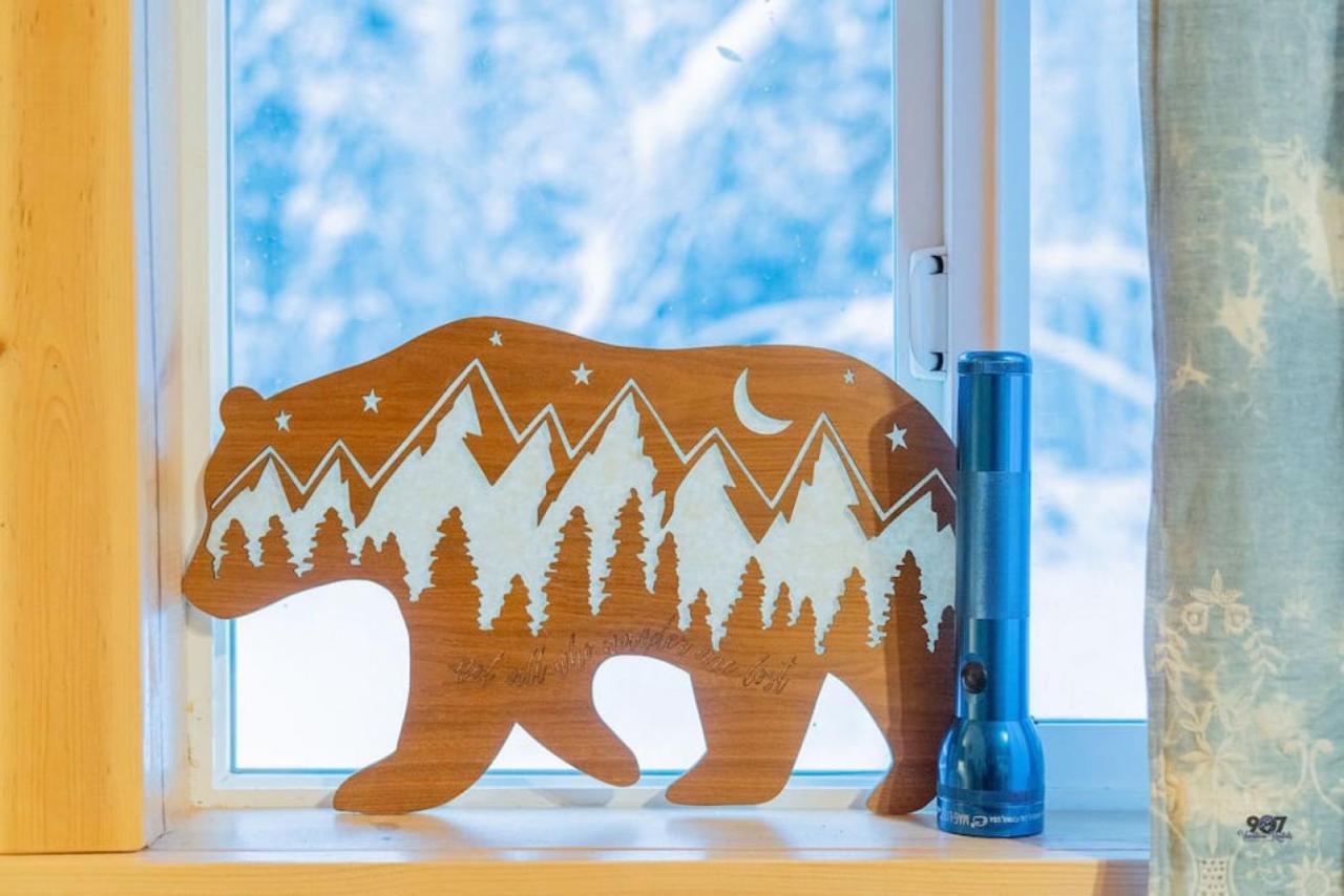 Log Dry Cabin| Aurora Views! Holiday home *