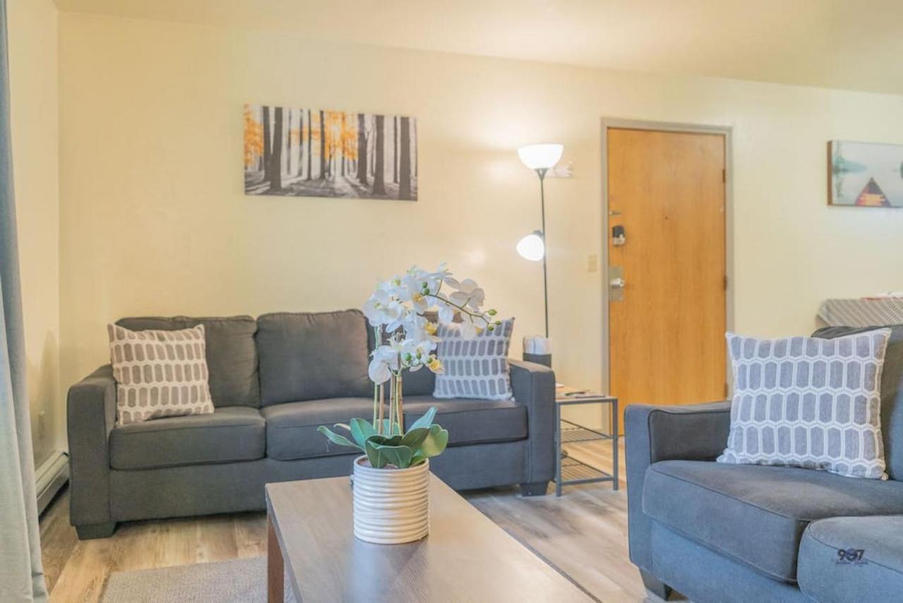 Apartment Pet Friendly: Centrally Located Comfort & Coffee 3.0 *