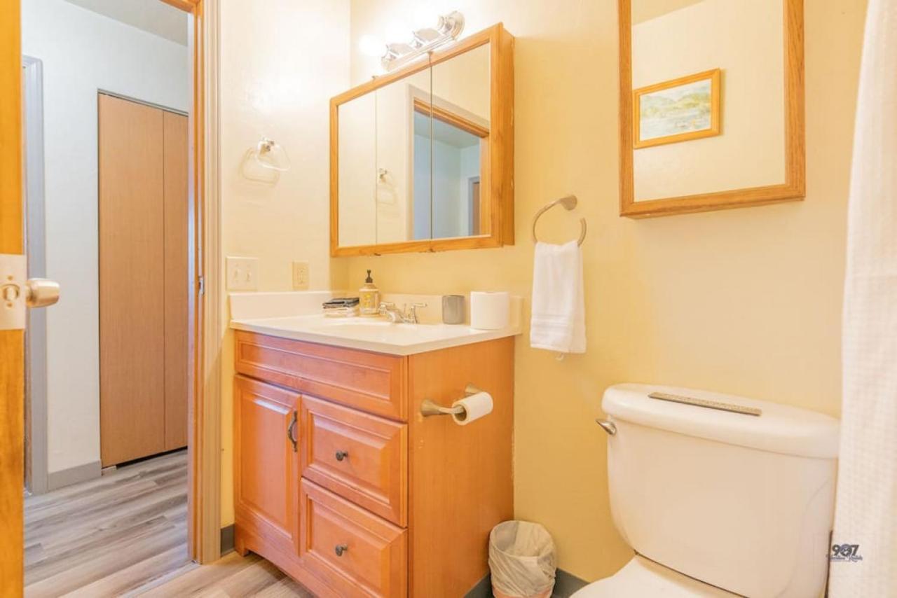 Pet Friendly: Centrally Located Comfort & Coffee 3.0