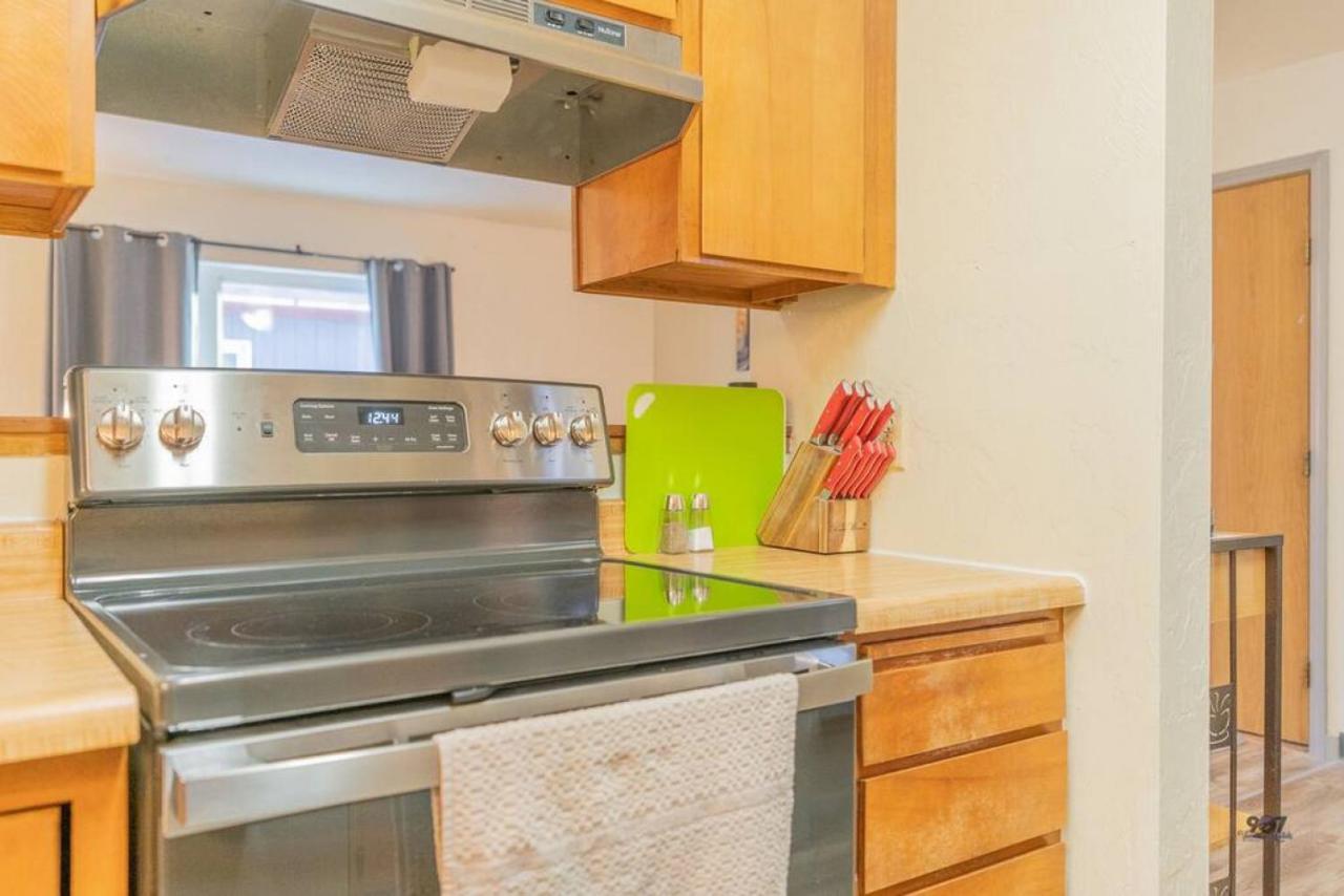 Apartment Pet Friendly: Centrally Located Comfort & Coffee 3.0 Fairbanks