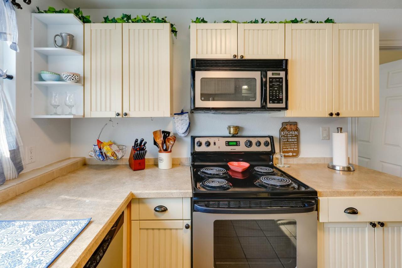 Apartamento Cozy In About 2 Mi To Downtown!