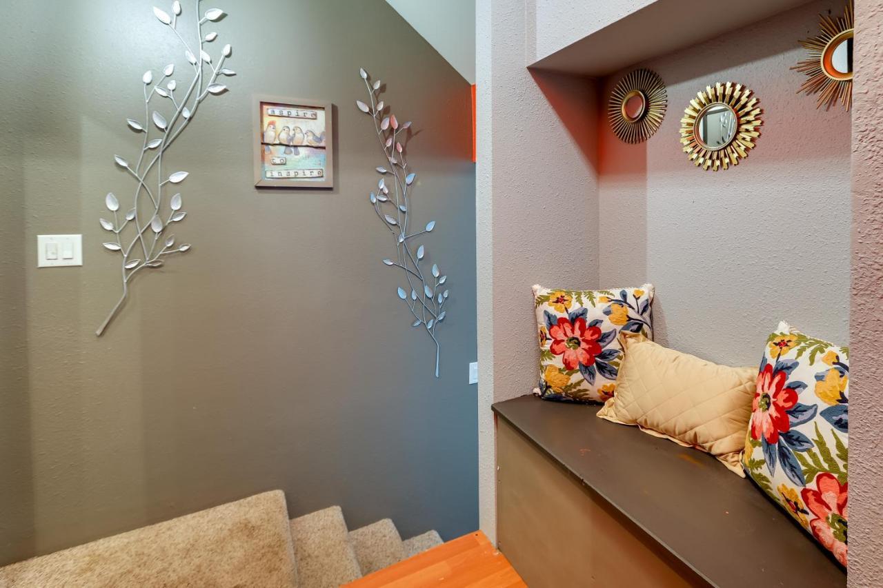 Cozy In About 2 Mi To Downtown! Apartamento