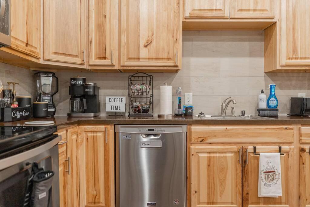 Modern City With All The Amenities Apartment