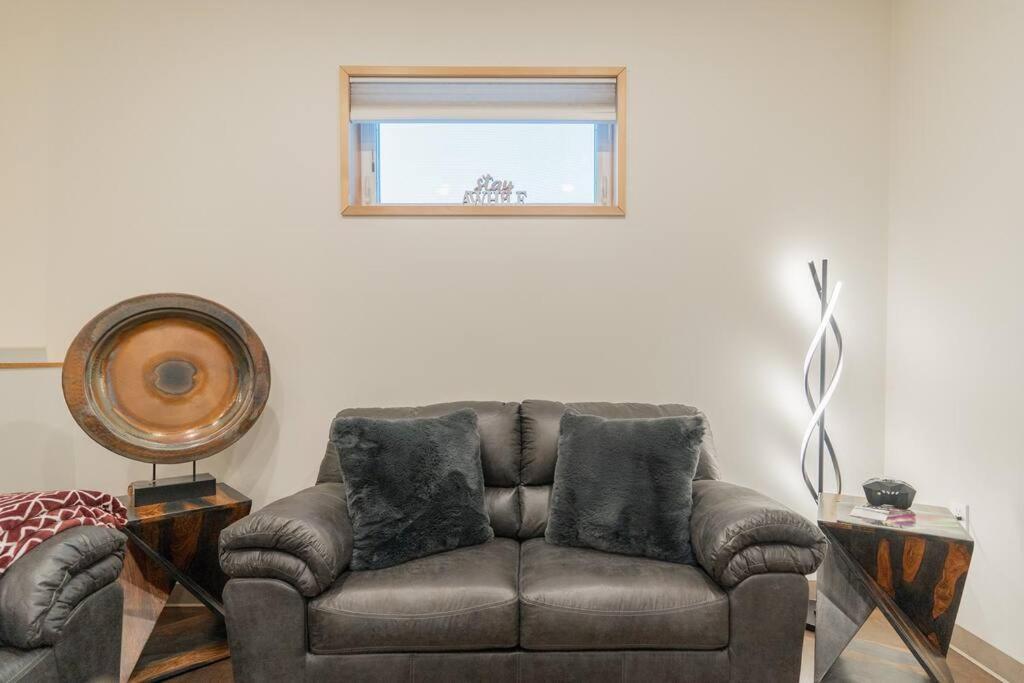 Modern City With All The Amenities * Fairbanks