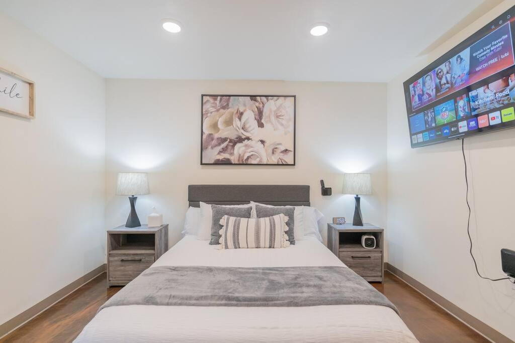 Modern City With All The Amenities Apartment Fairbanks