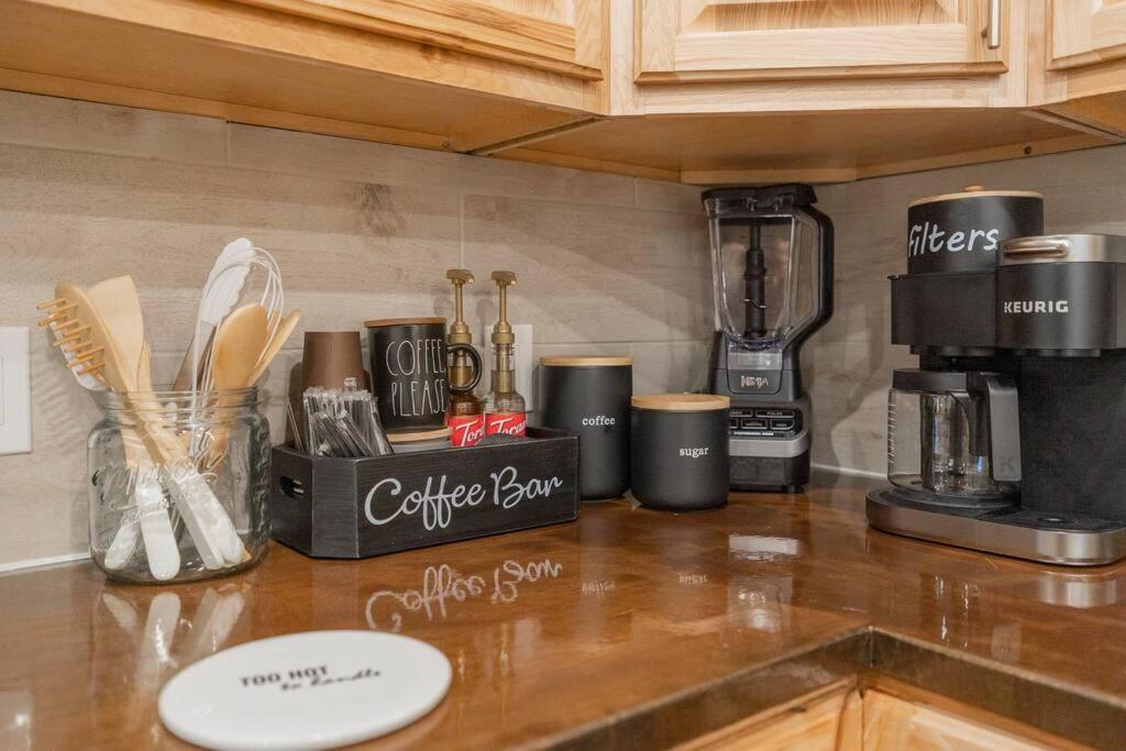 Modern City With All The Amenities Apartment