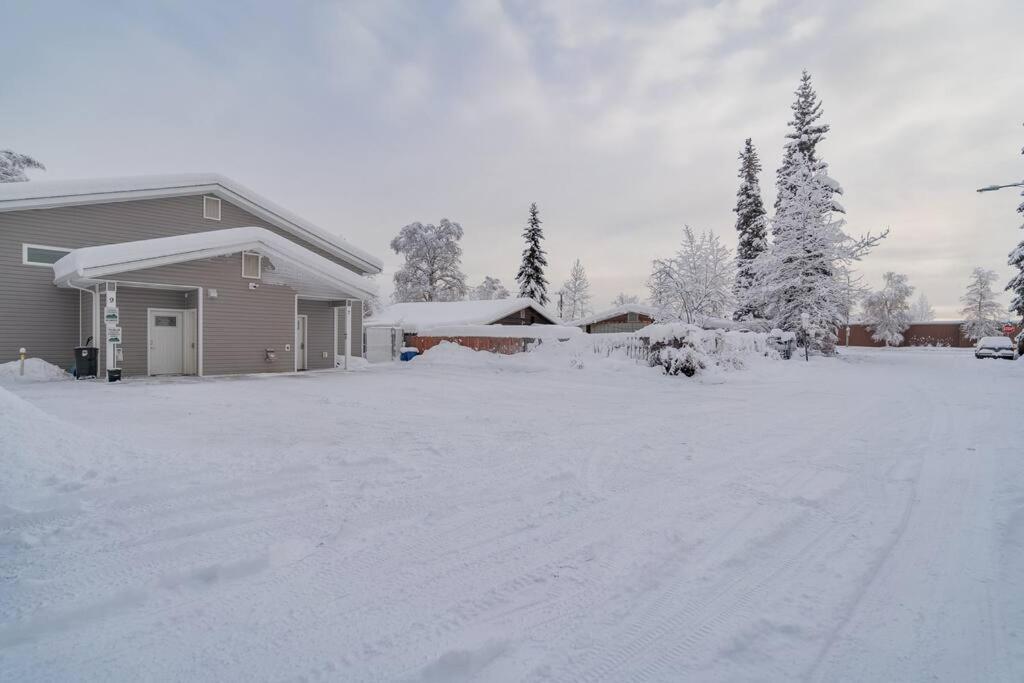 Modern City With All The Amenities * Fairbanks