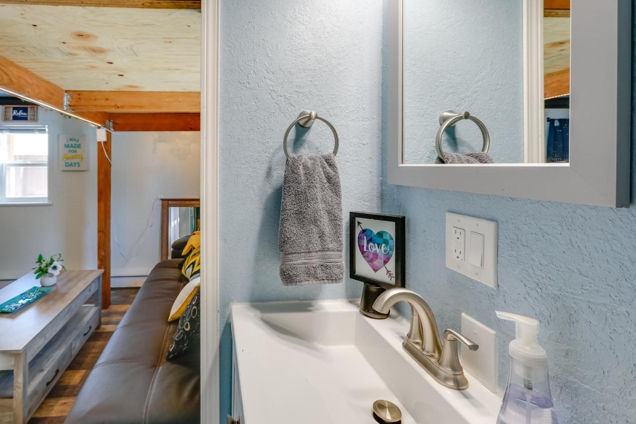 Vacation Near Downtown! Apartment Fairbanks