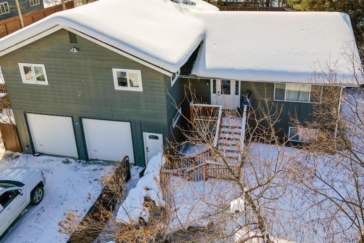 Vacation Near Downtown! Apartment Fairbanks