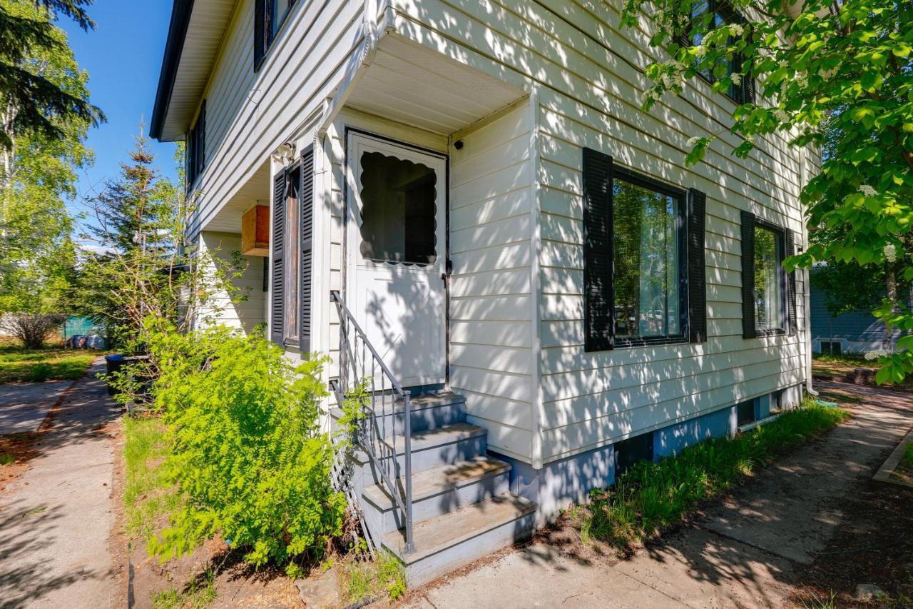Pet-friendly With Fenced-in Yard!