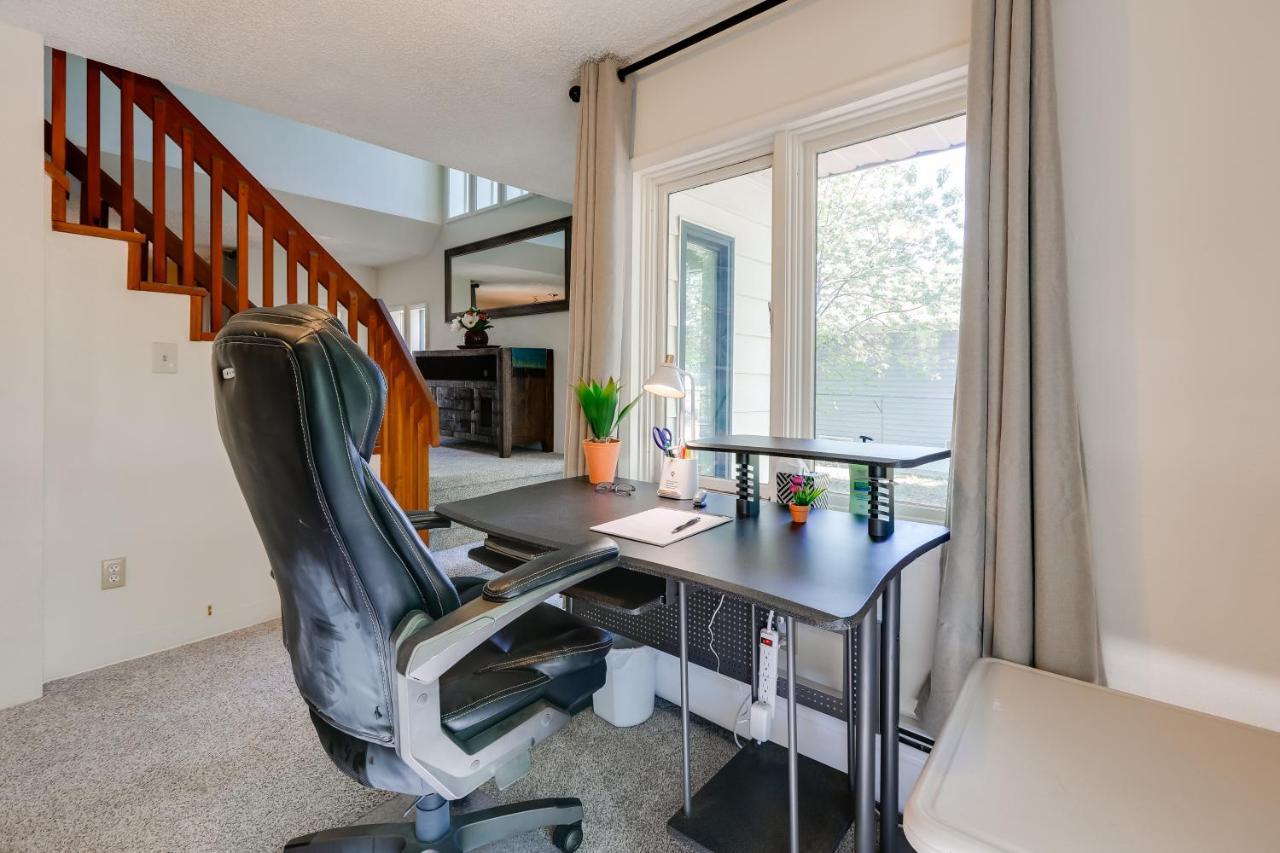 Vacation With Aurora Views! Holiday home
