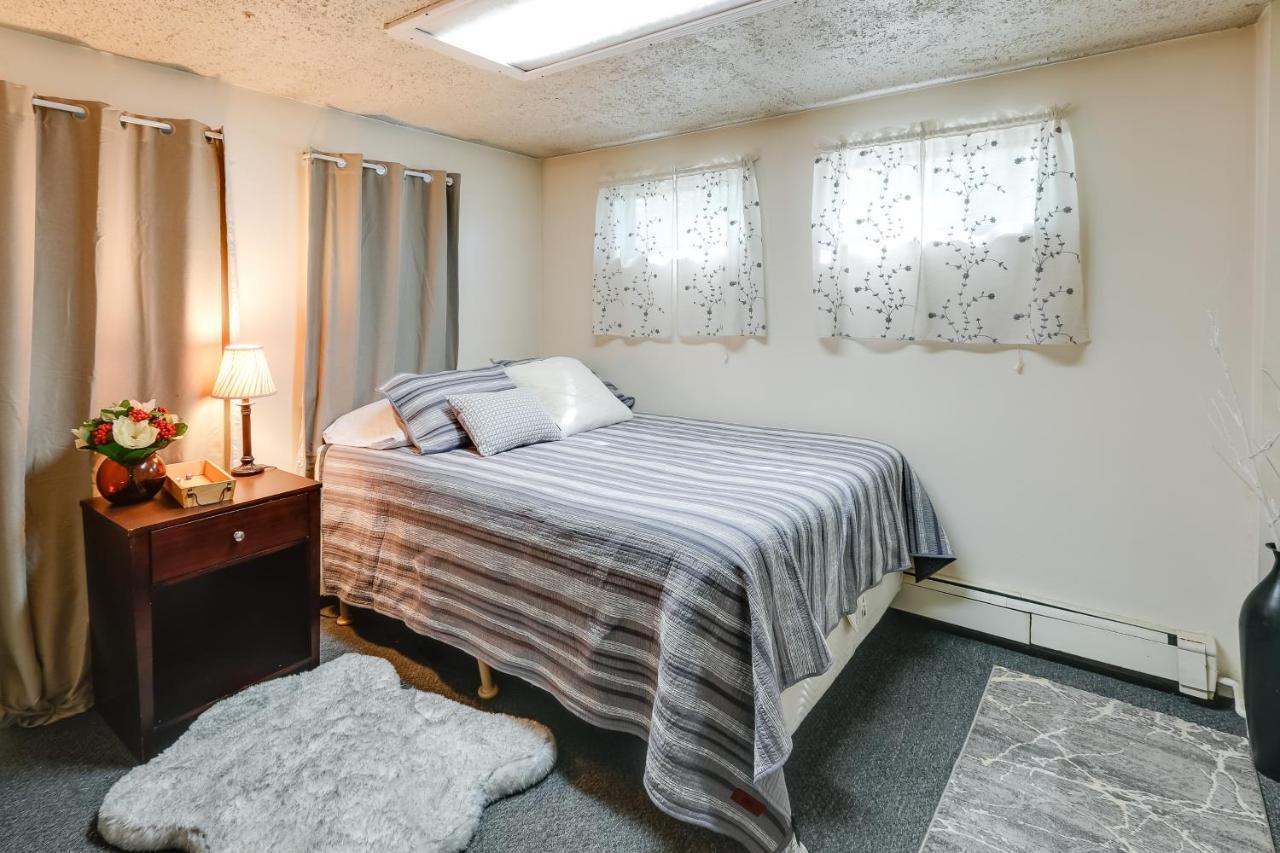 Pet-friendly With Fenced-in Yard! *