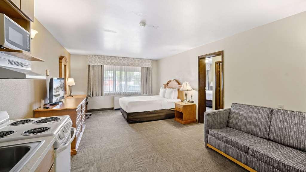 Clarion & Near Ft Wainwright 3*