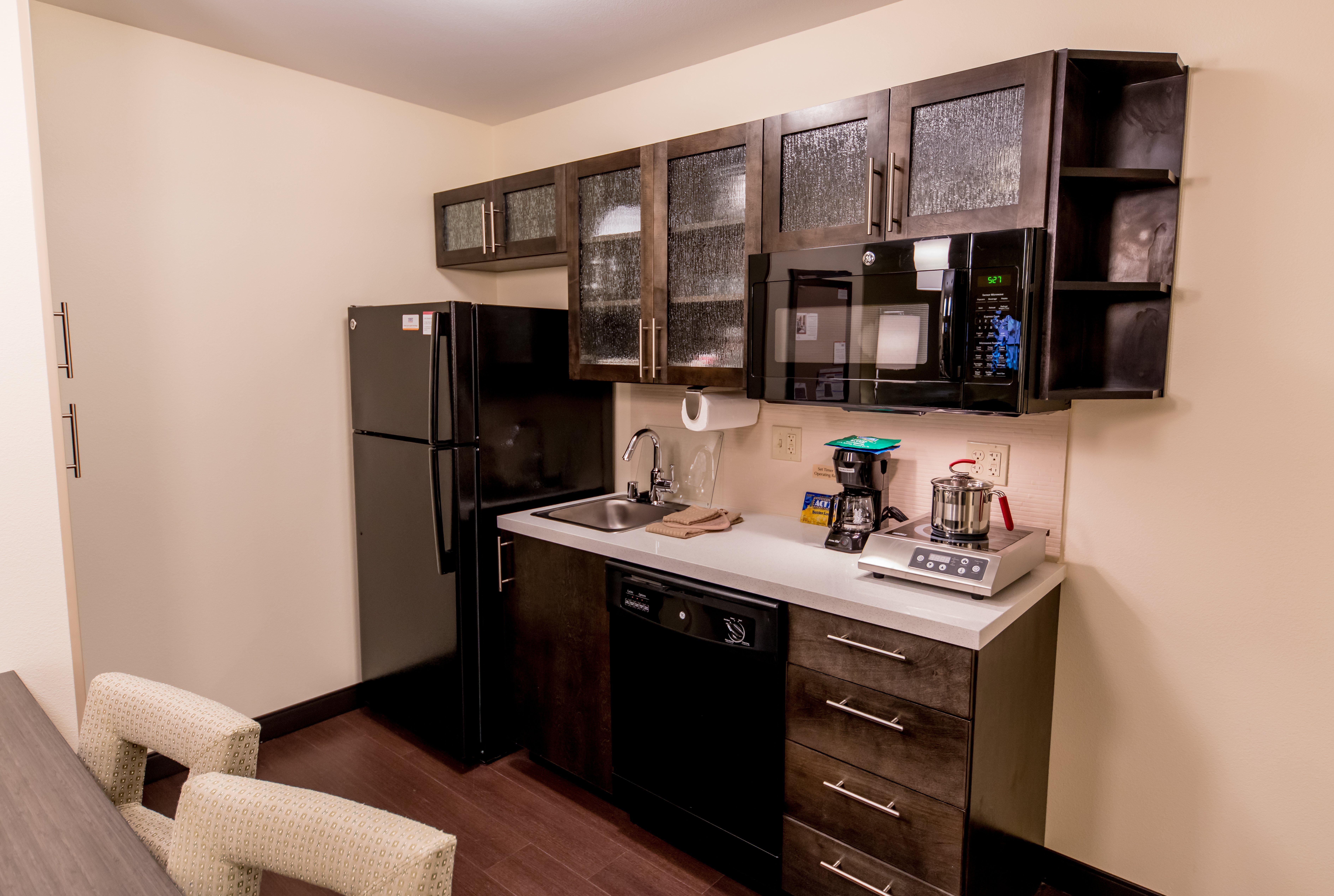 Candlewood - By Ihg Hotel 3*