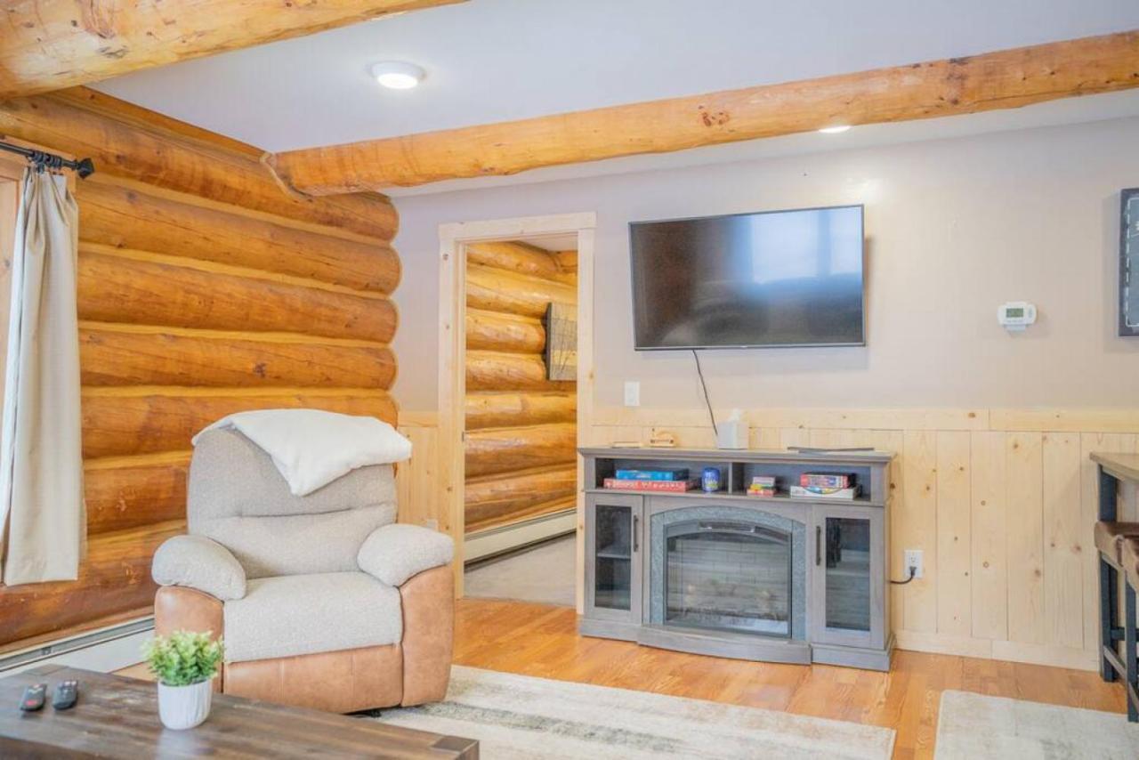 Holiday home Tucked Away Timber Lower Fairbanks