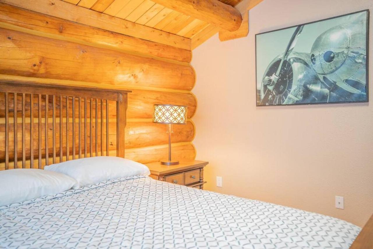 Holiday home Tucked Away Timber Upper *