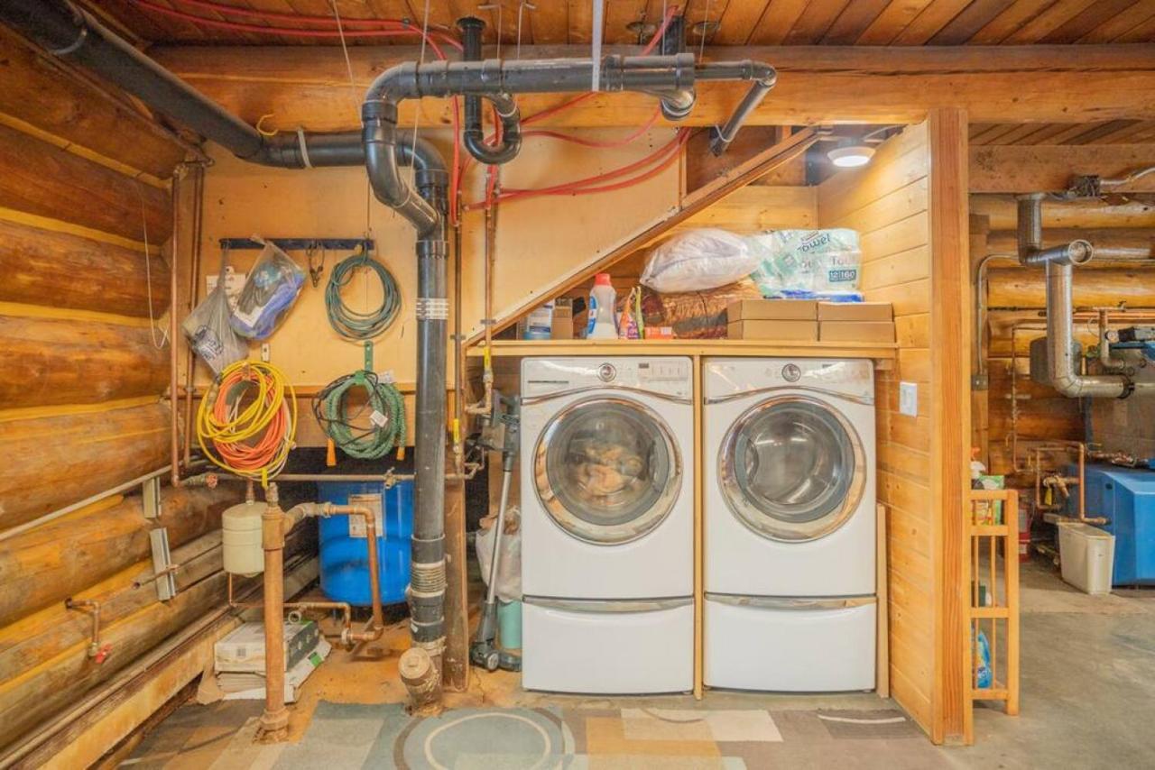 Tucked Away Timber Upper Holiday home