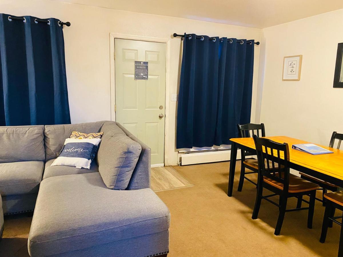 Quiet, Cozy, Centrally-located Fairbanks