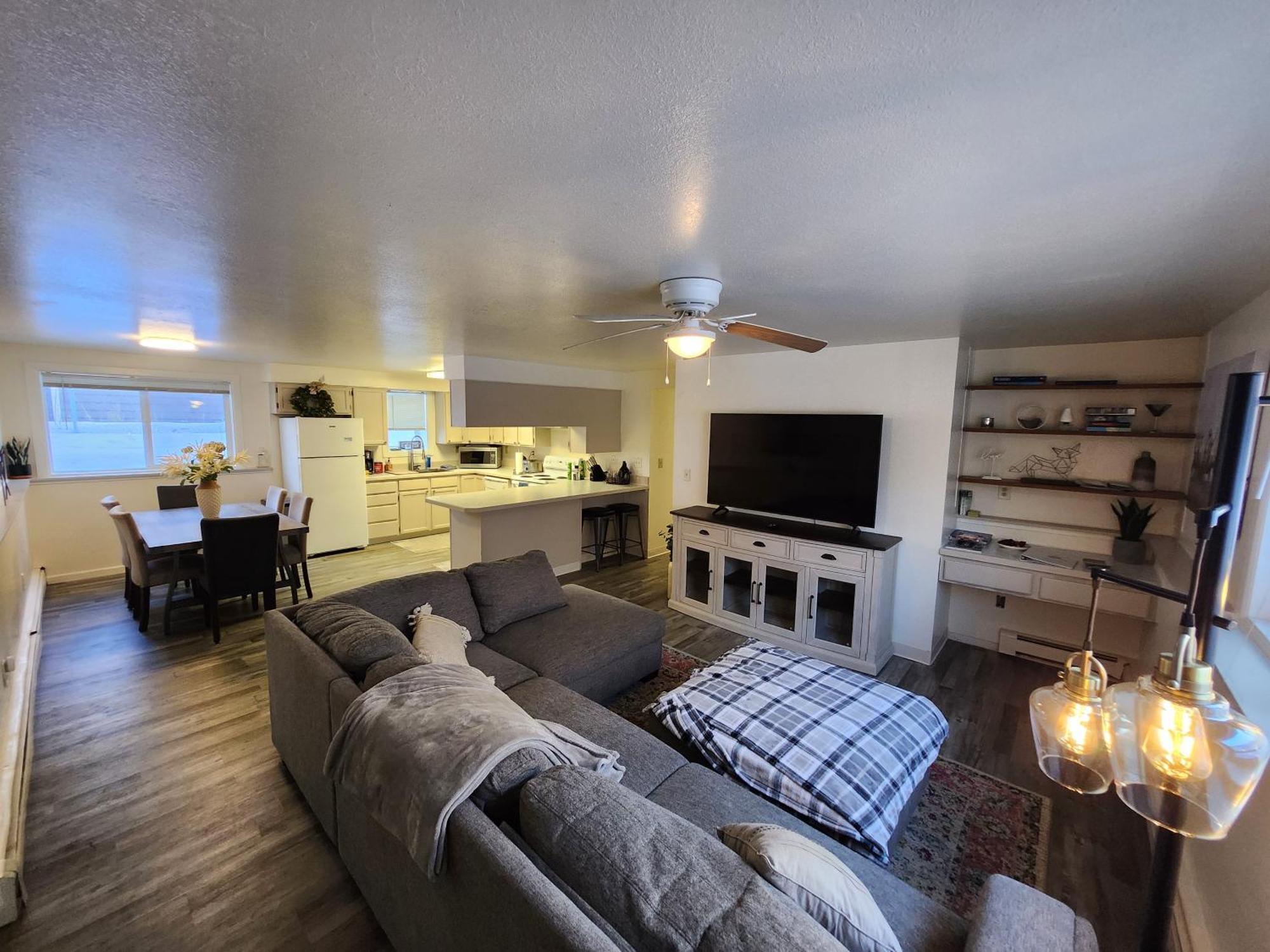 Newly Furnished Relaxing *