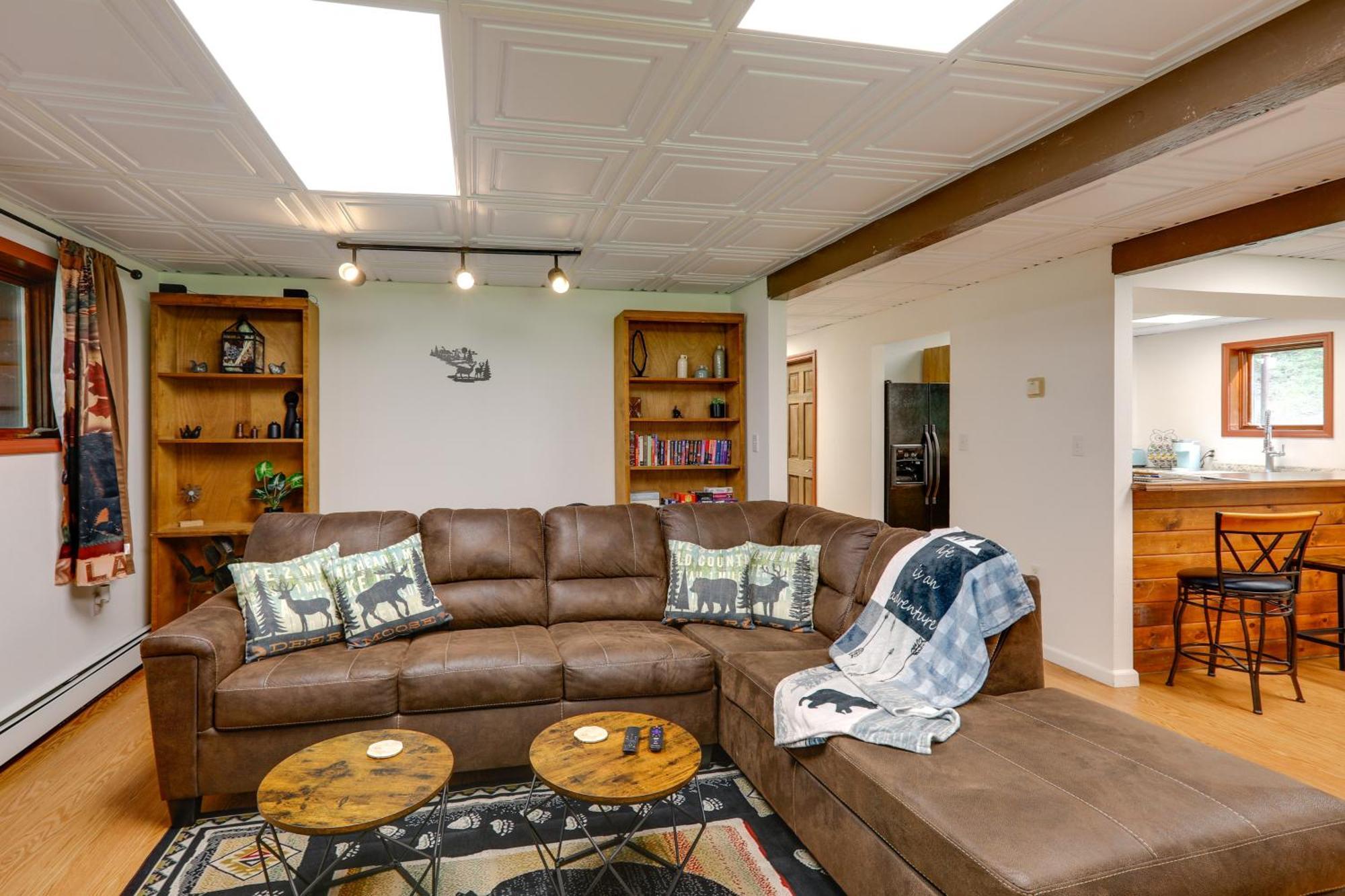 Ideally Located Vacation Rental! * Fairbanks