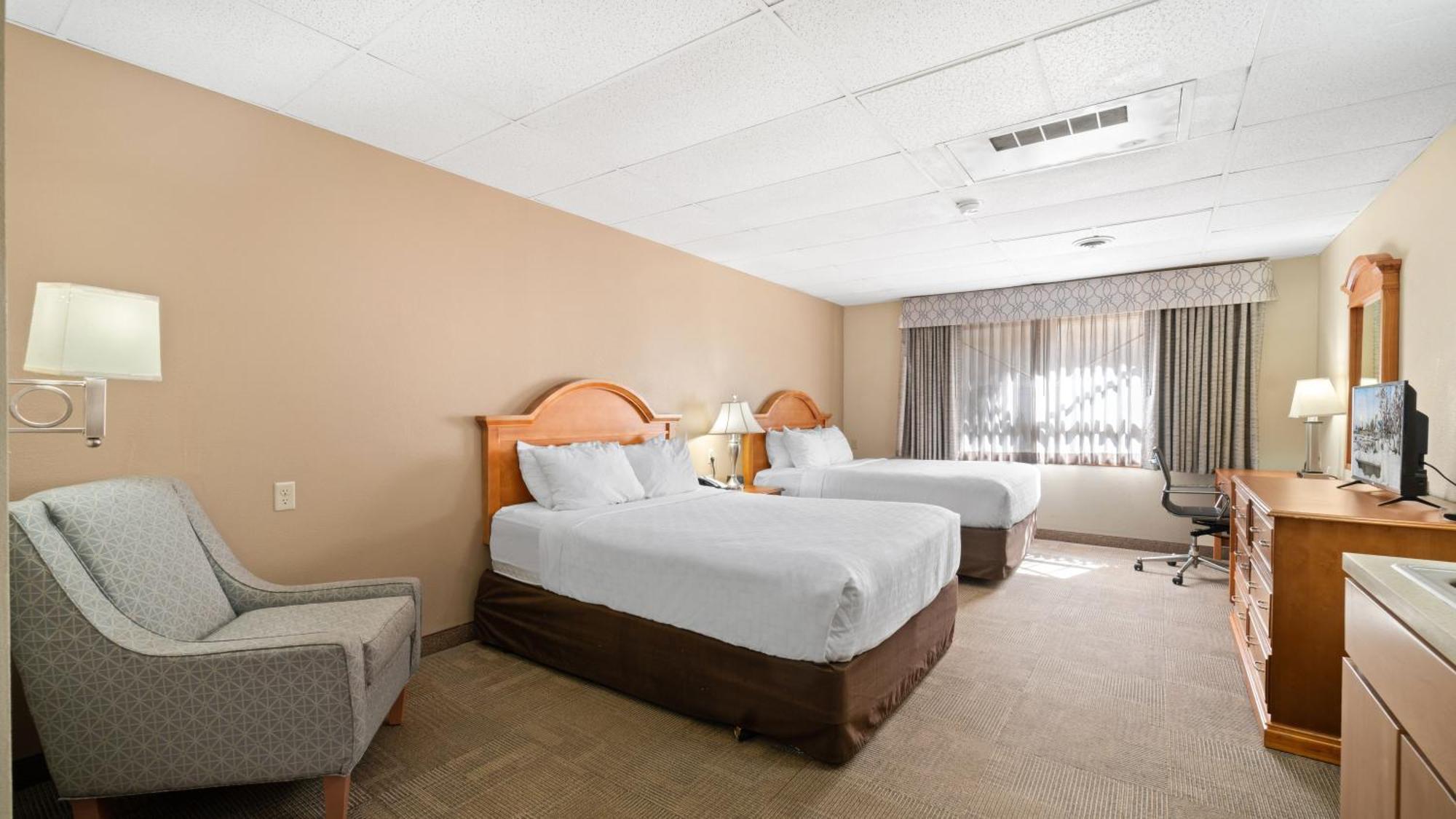 Hotel Clarion & Near Ft Wainwright