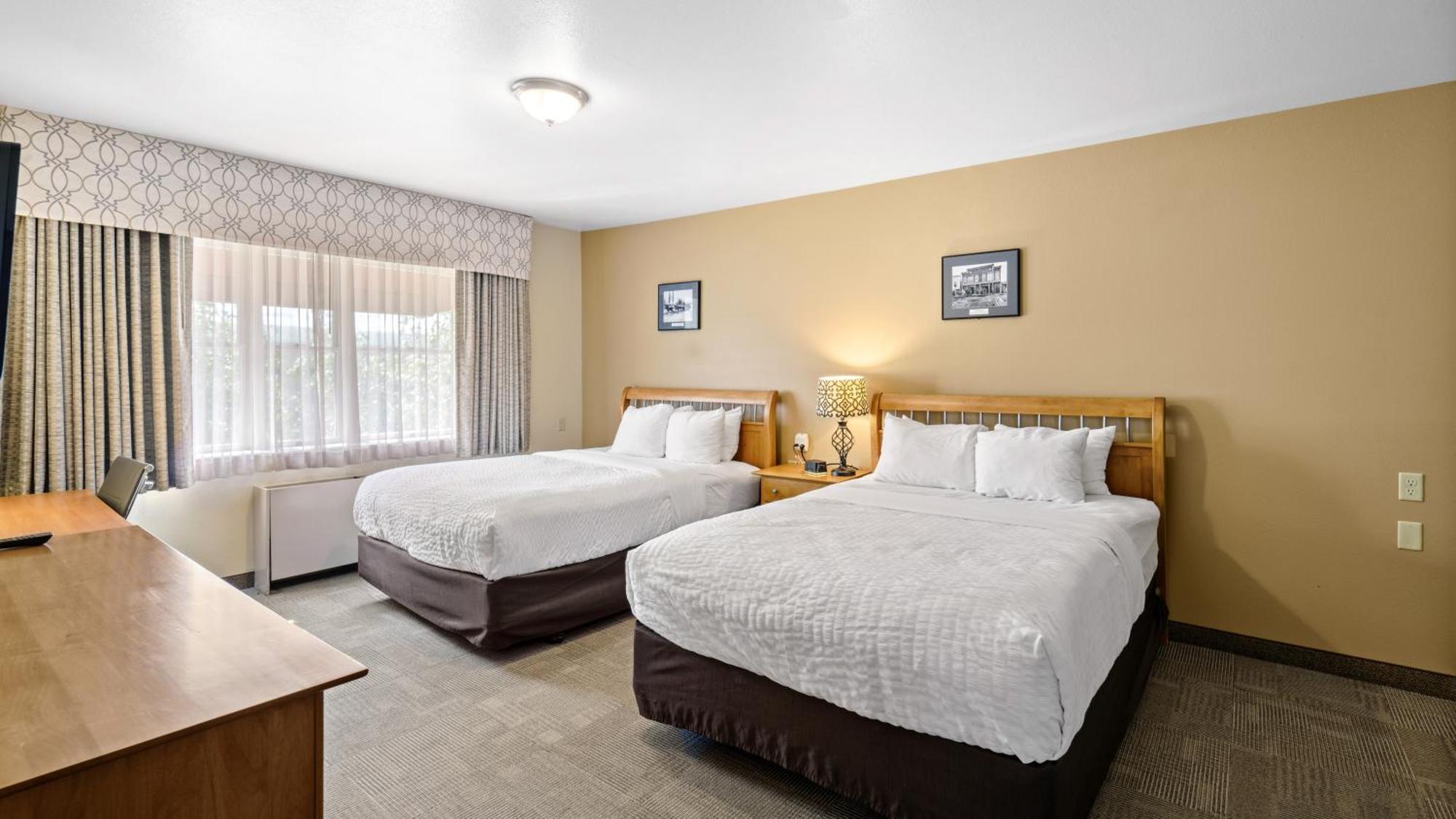 Clarion & Near Ft Wainwright Hotel 3*