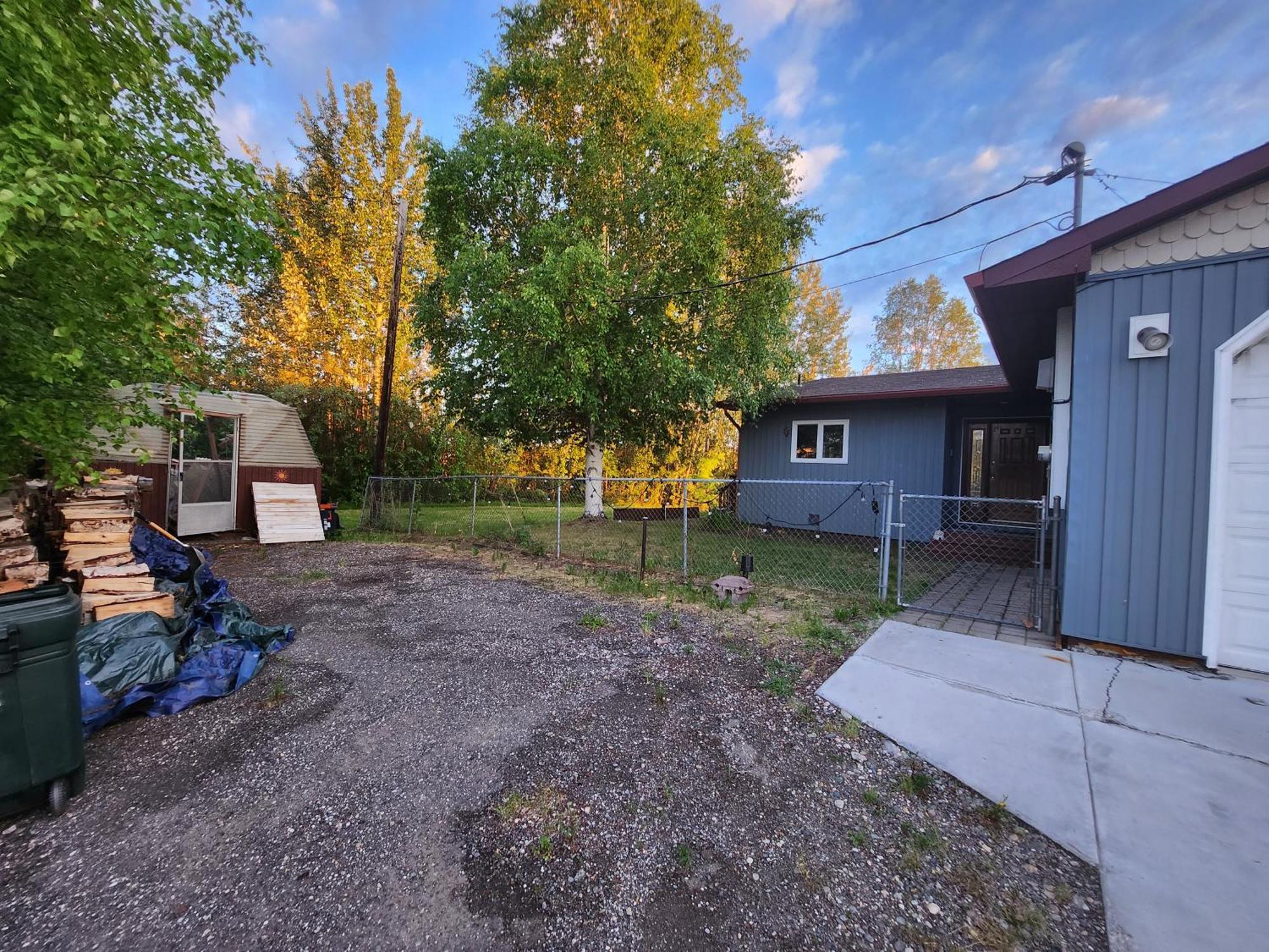 Villa Hidden Lakefront Fairbanks