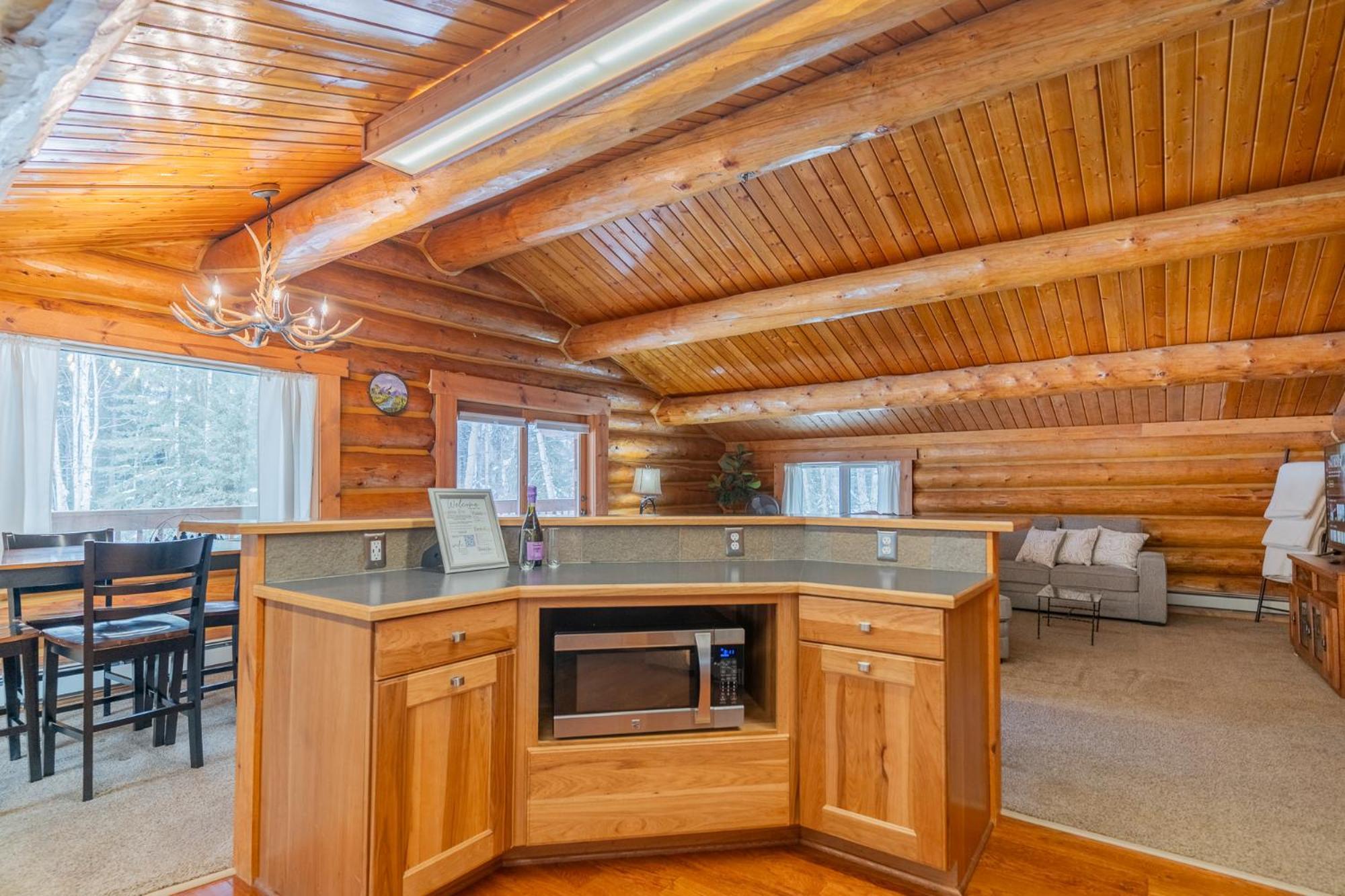 Tucked Away Timber Upper Holiday home *