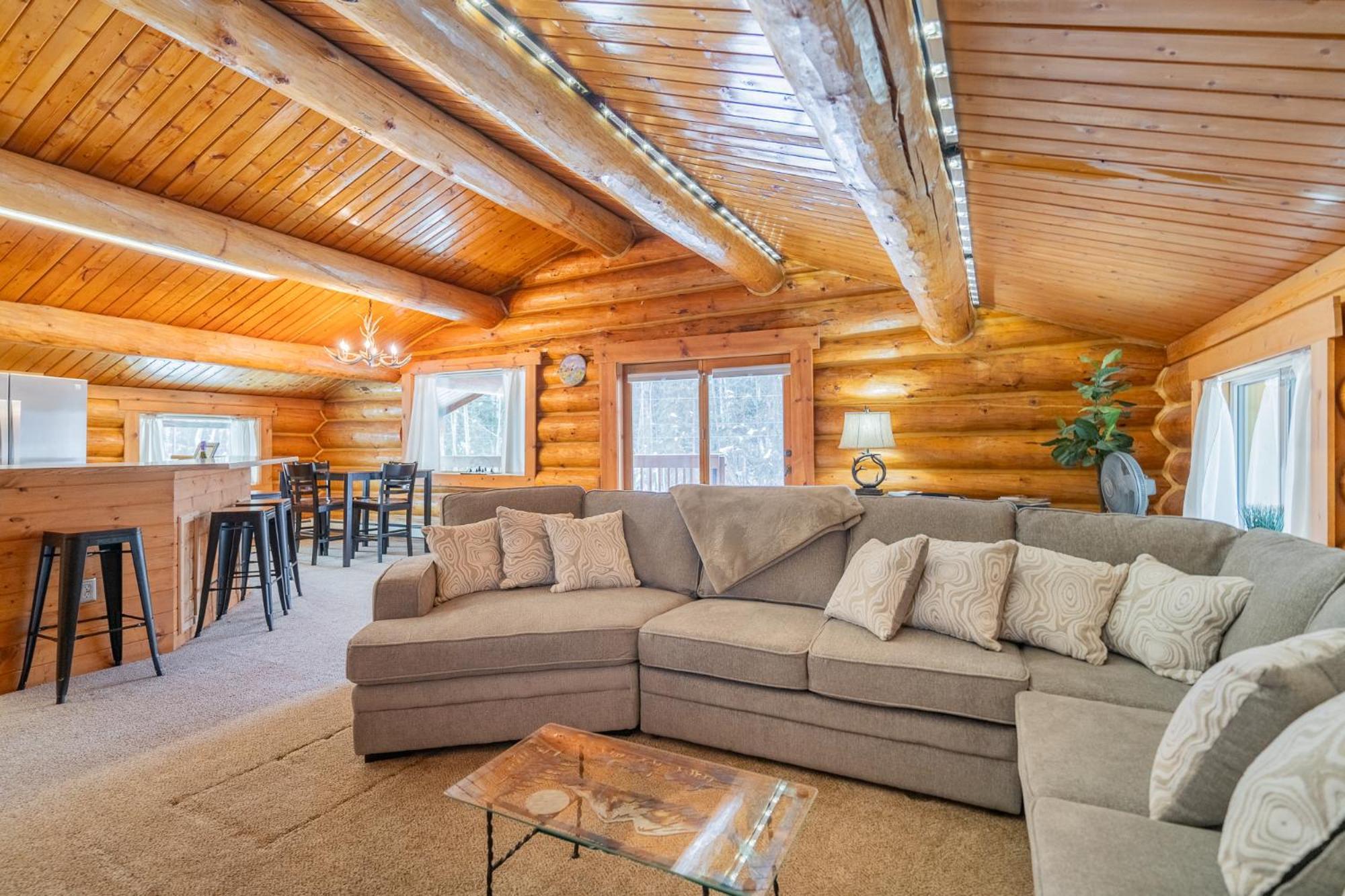 Tucked Away Timbers * Fairbanks