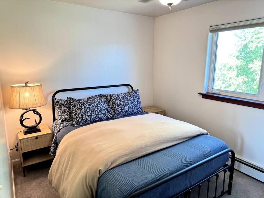 Cozy Downtown Apartment *