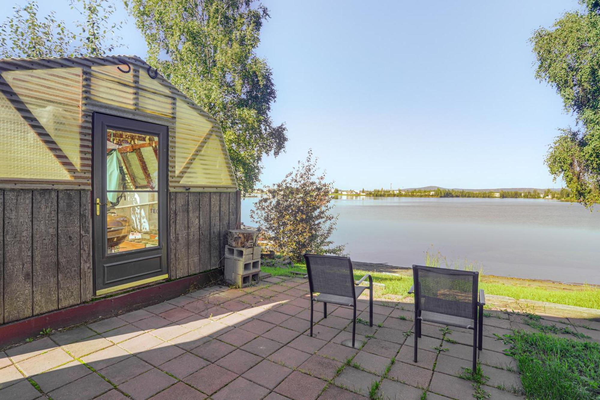 Holiday home Lakefront With Private Beach! Fairbanks
