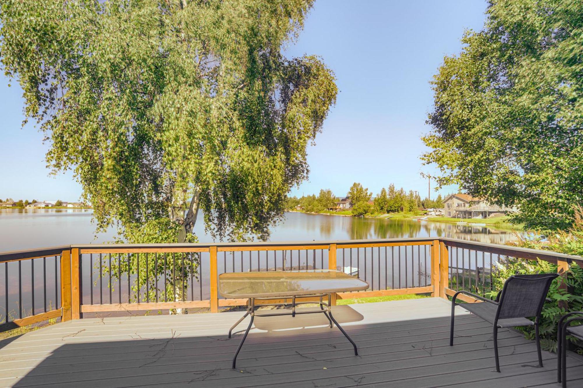 Holiday home Lakefront With Private Beach!