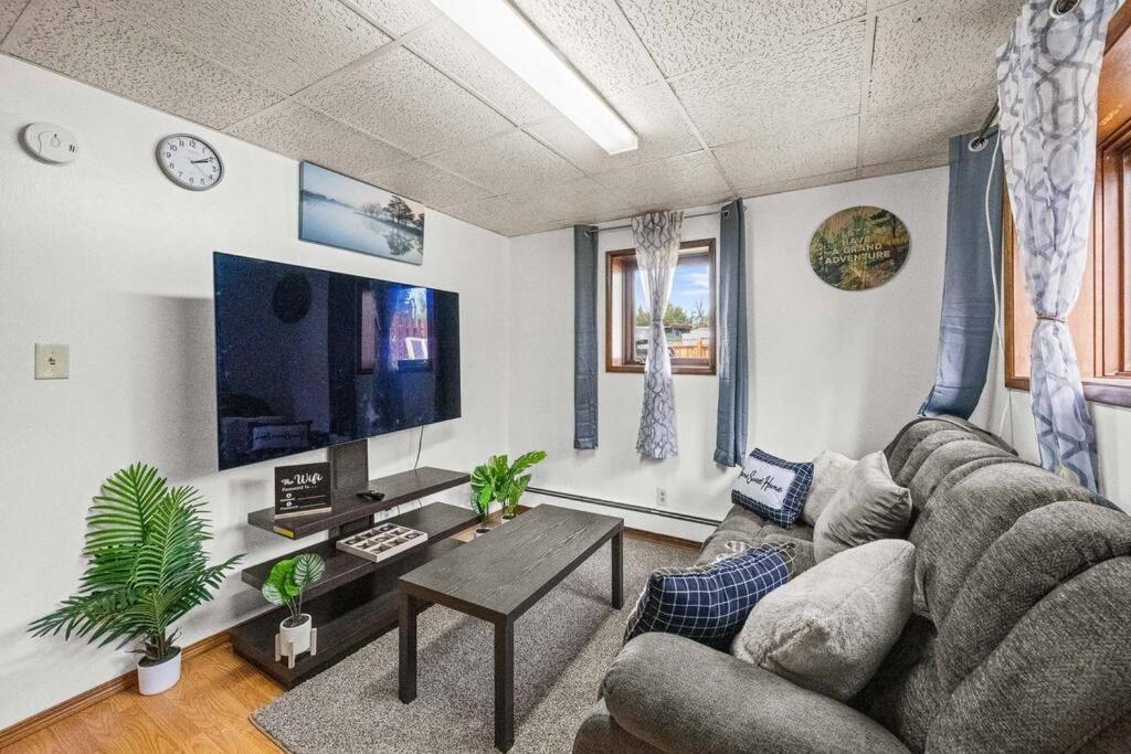 Rafiki Bnb-4 Self Check-in Apartment Fairbanks