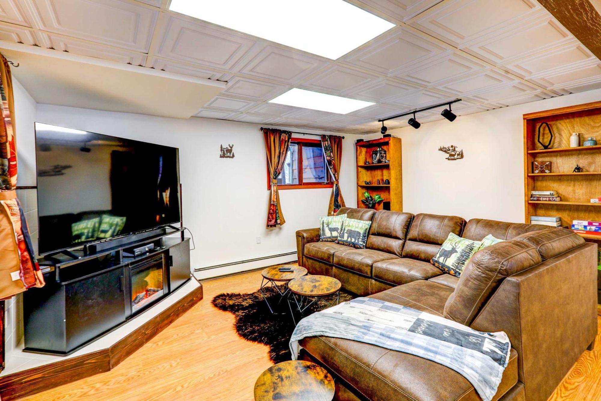 Ideally Located Vacation Rental! Holiday home Fairbanks