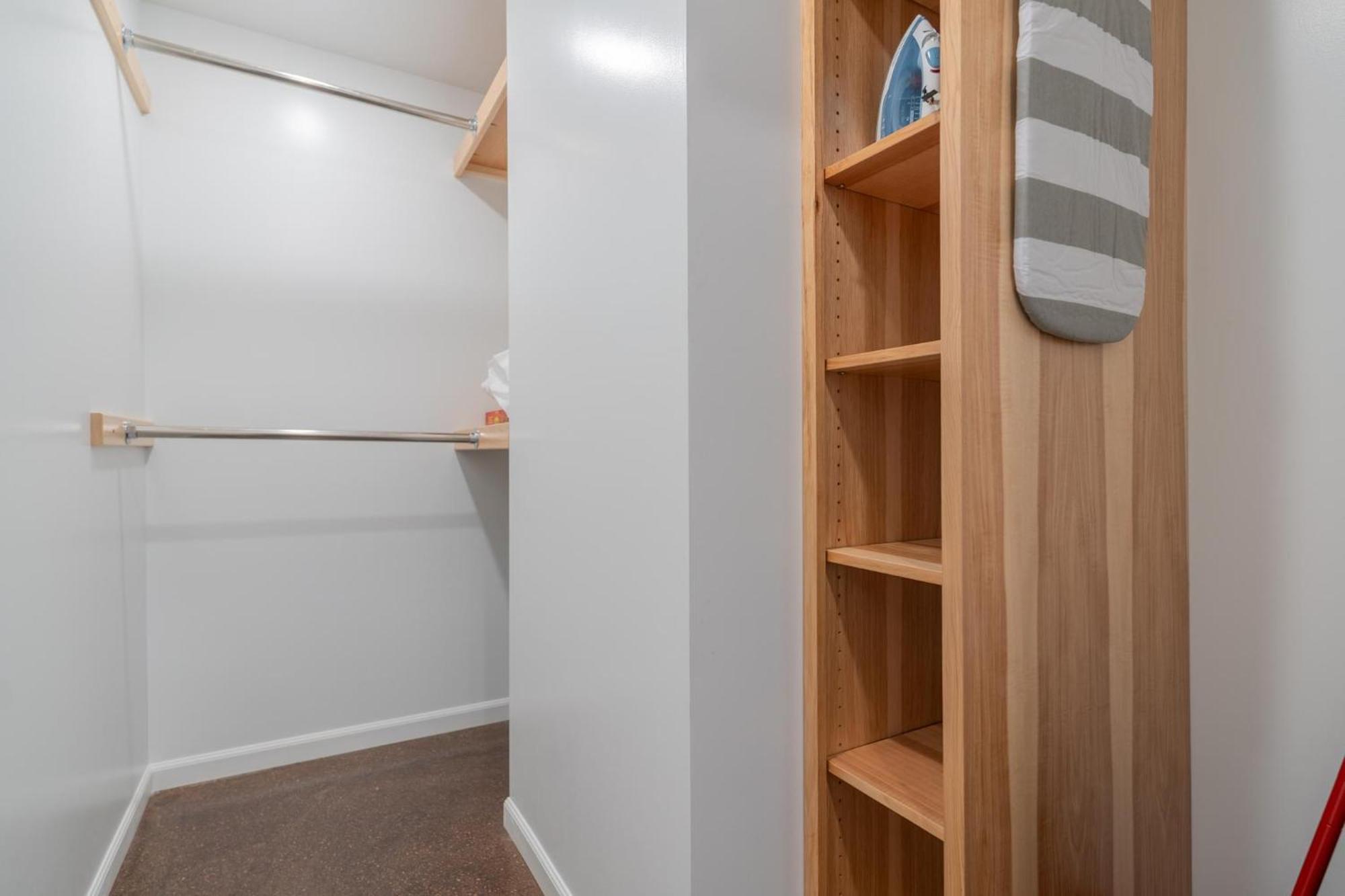 The Pet Friendly Executive Northernwind 1.0 Apartment
