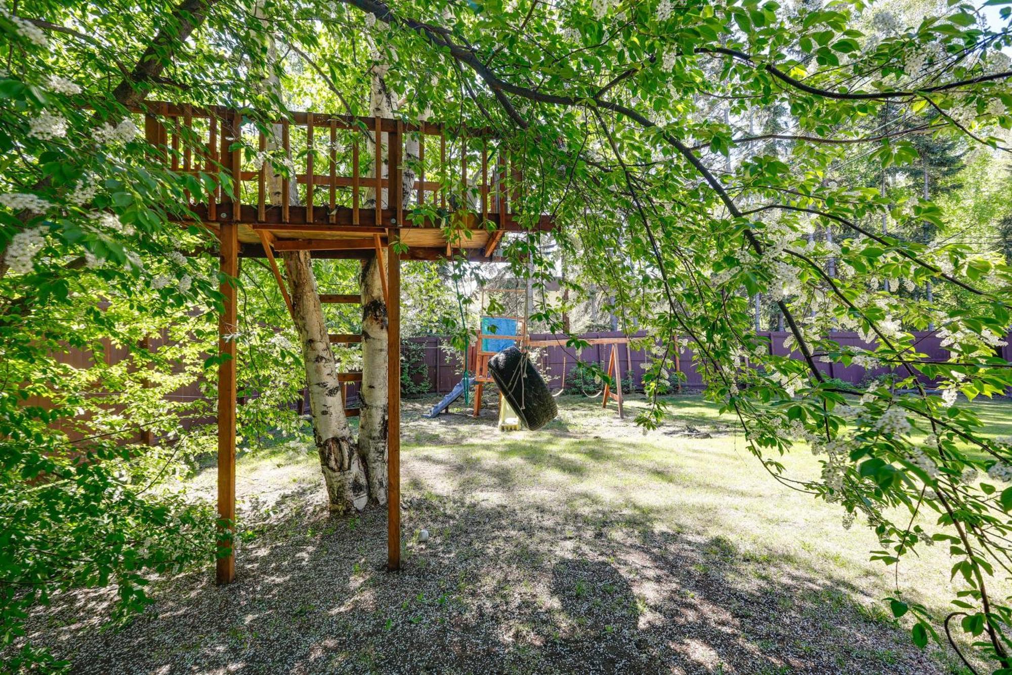 Apartment Convenient About 1 Mi To Downtown! *