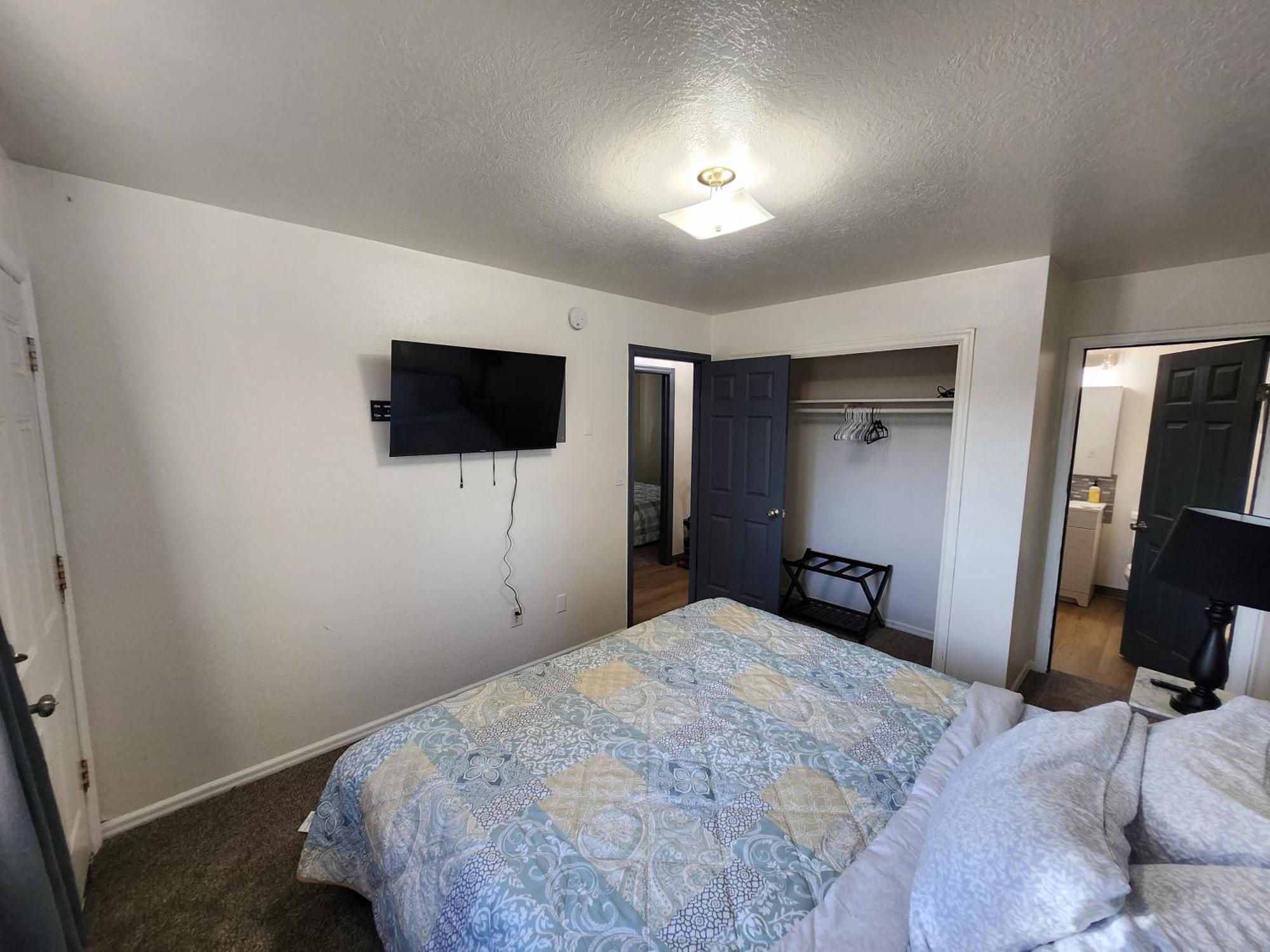 Newly Furnished Relaxing Apartment Fairbanks