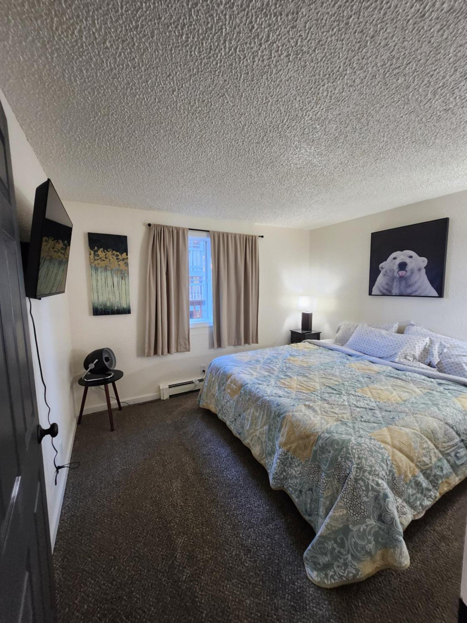 Apartment Newly Remodeled Relaxing Near Downtown *