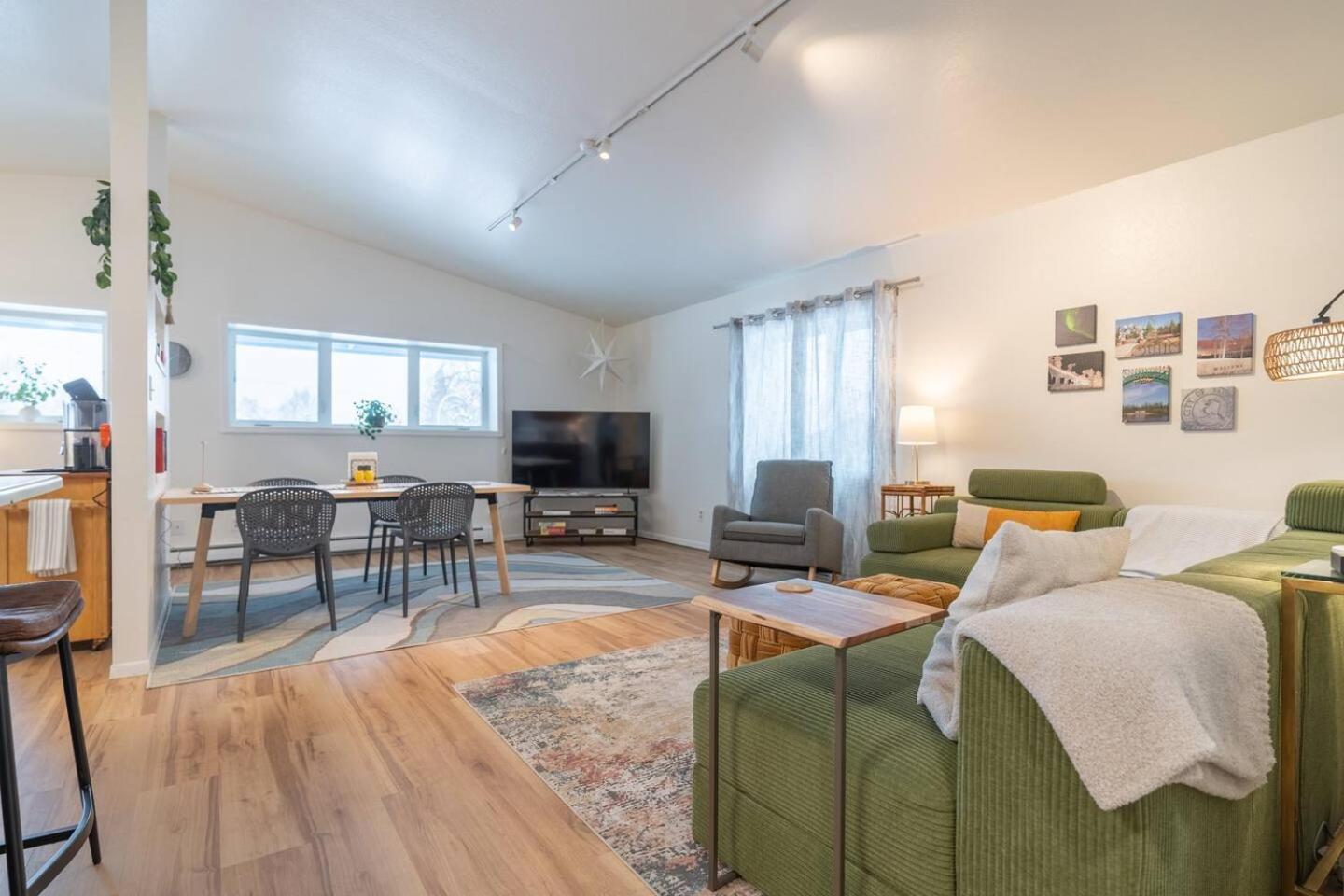 The Upper Downtown 2 * Fairbanks