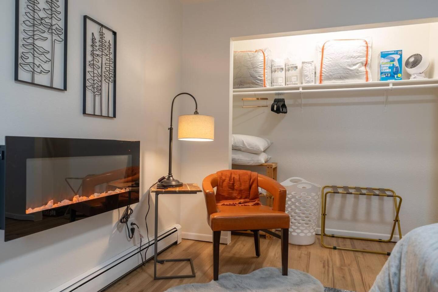 The Upper Downtown 2 Apartment