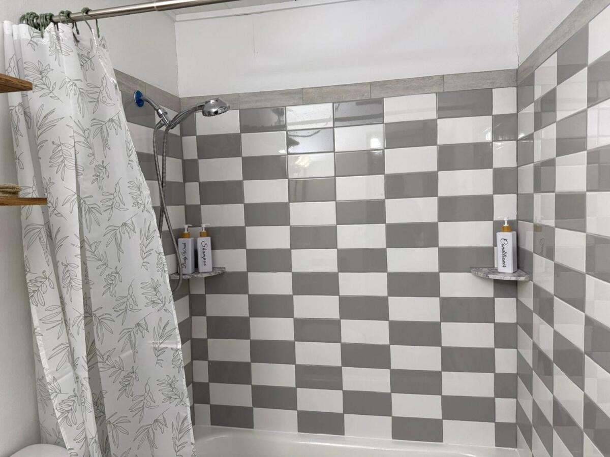 Apartment Rafiki Unit 2 *