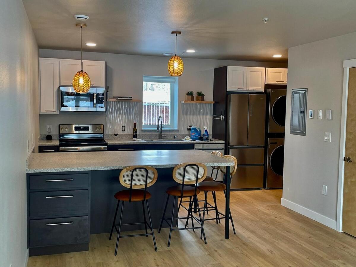 Apartment Dwell In Alaska C Fairbanks