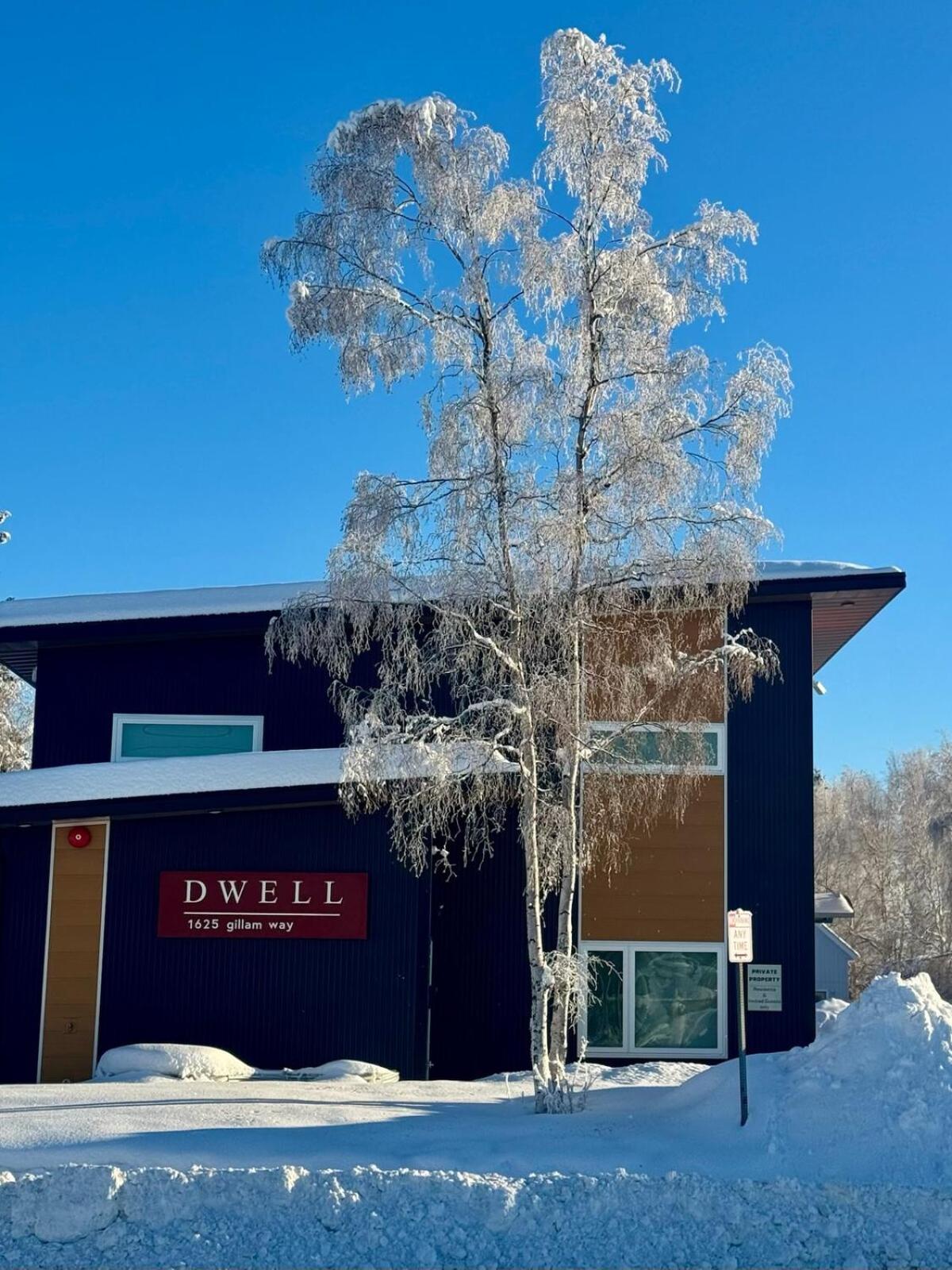 Apartment Dwell In Alaska C Fairbanks