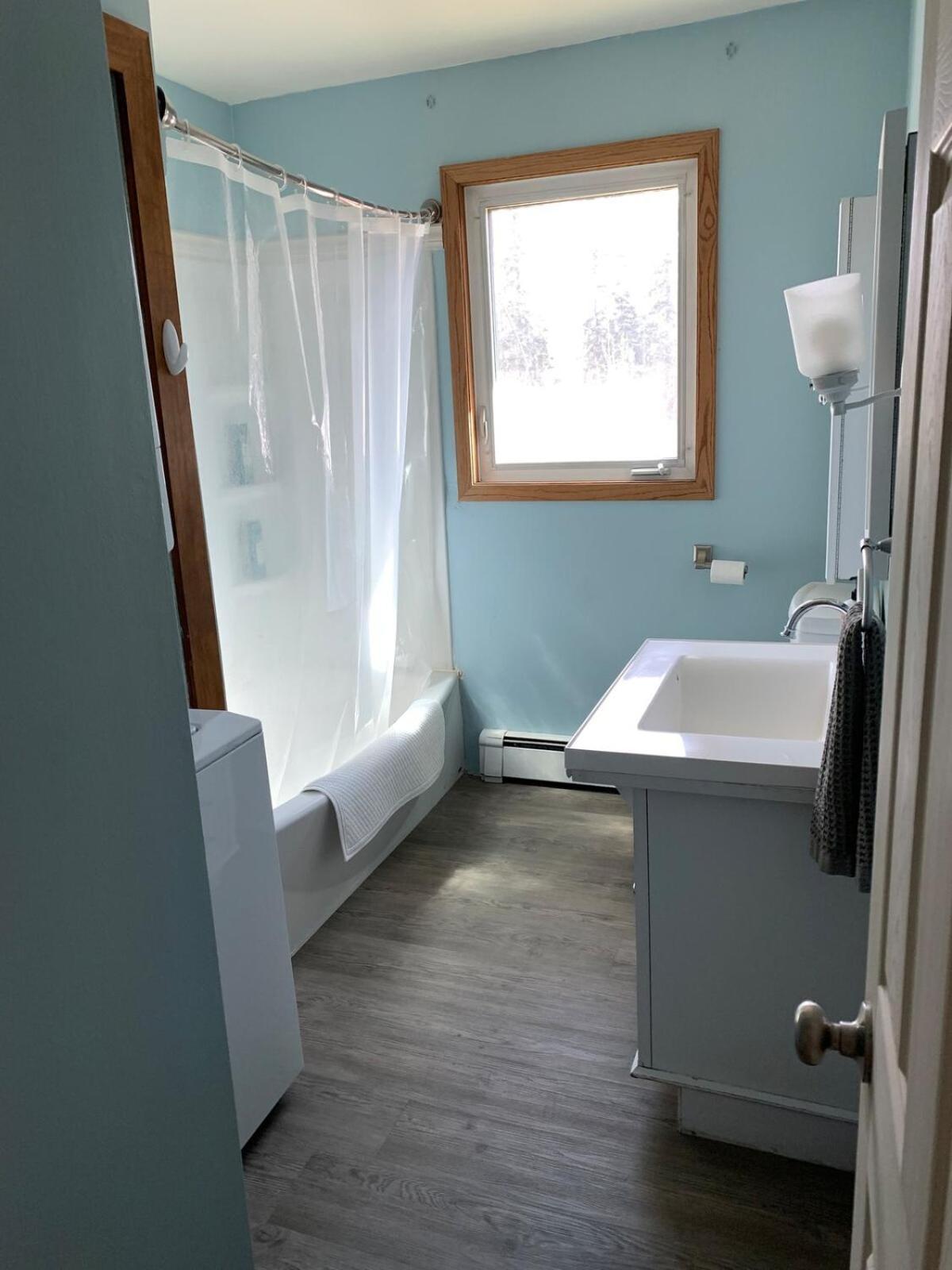 Apartment Two Bedroom In Great Location