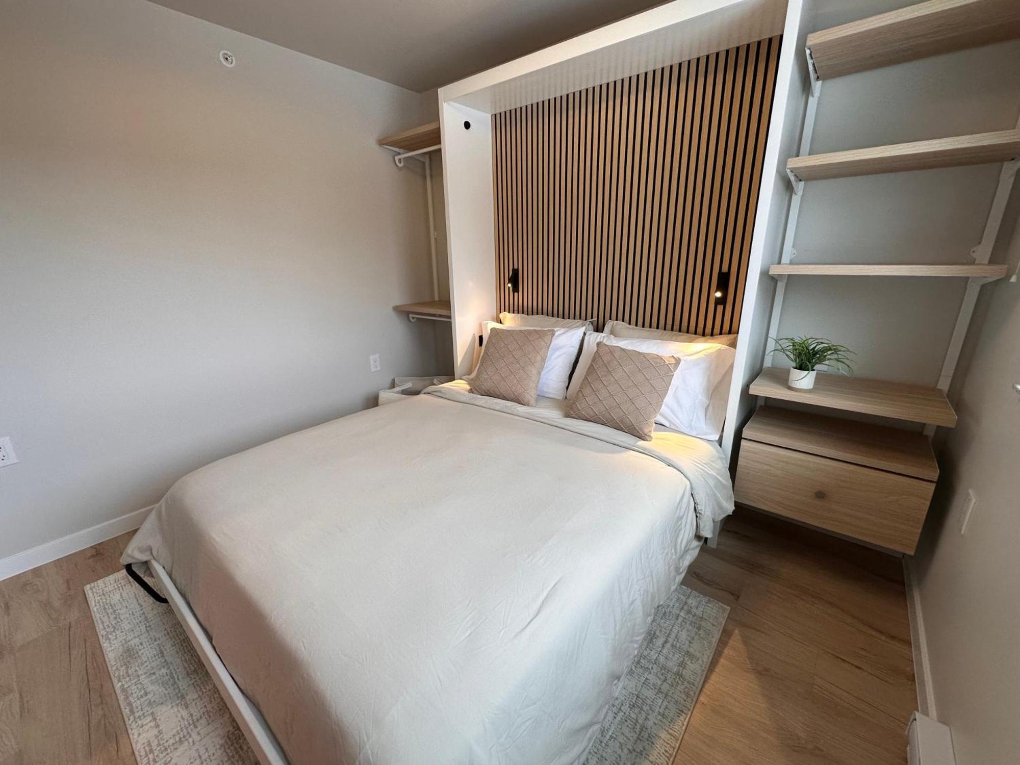 Dwell In Alaska O Apartment *