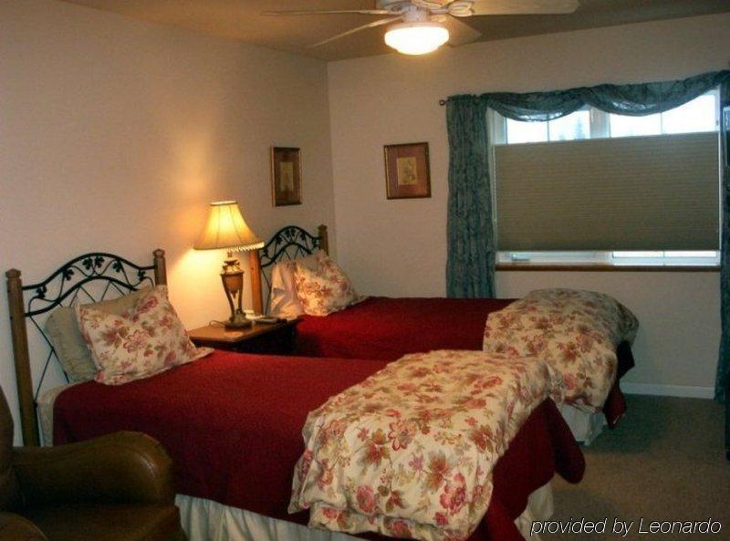 Minnie Street 5*