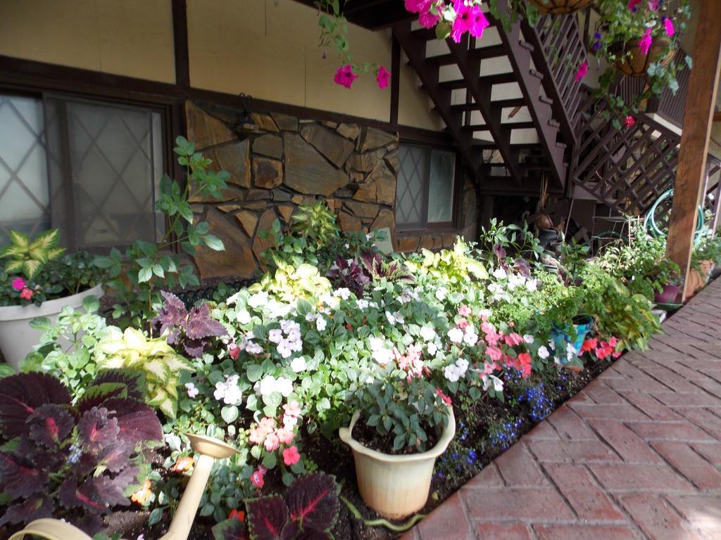 Inn 7 Gables & Fairbanks