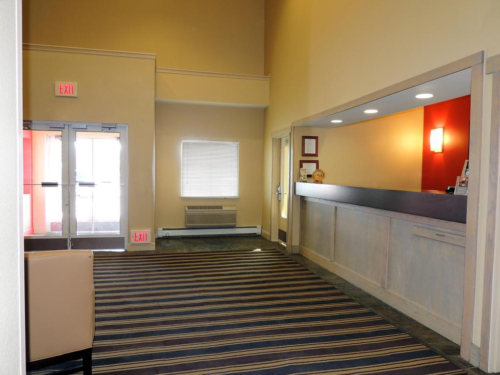 Extended America - - Old Airport Way Hotel