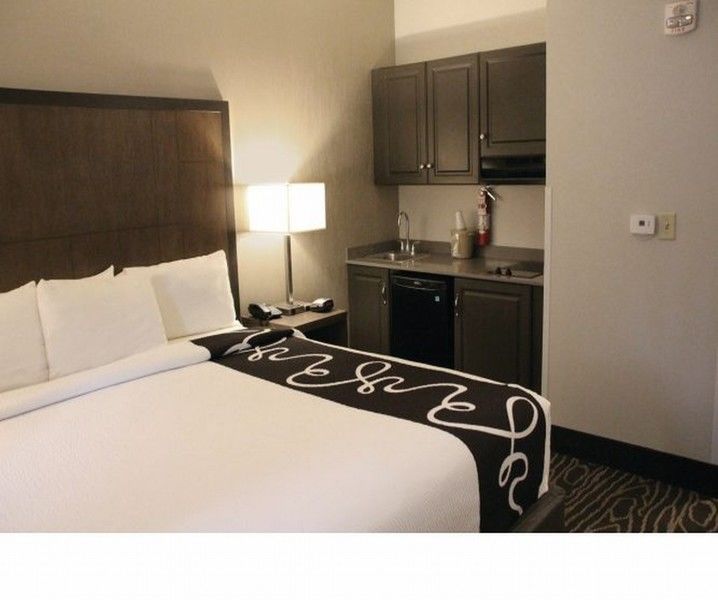 La Quinta By Wyndham Airport Fairbanks