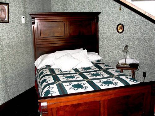 Alaska Heritage House Hotel